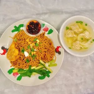 古早味麻辣云吞面